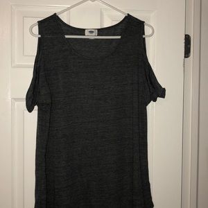Cold shoulder top XL